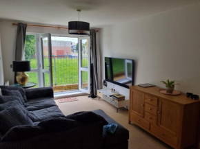 1 Bedroom Stylish Apartment sleeps up to 4 people Cardiff Bay